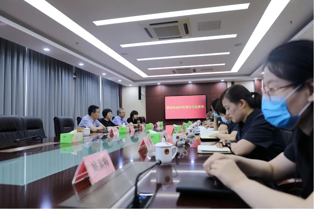 中院审委会专职委员李金花到阳信调研指导民...